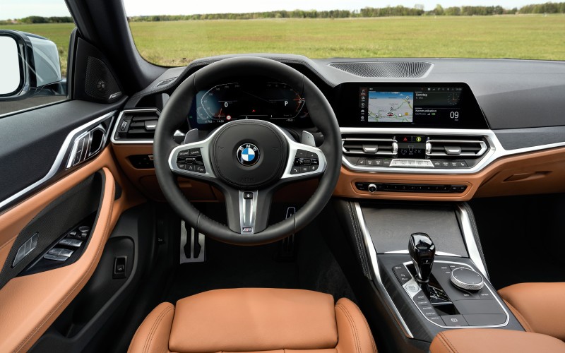 Hillsboro OR - 2022 BMW 4 Series's Interior