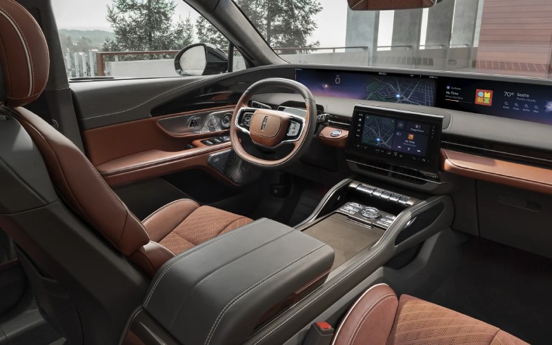 Montgomery, AL - 2025 Lincoln Nautilus's Interior